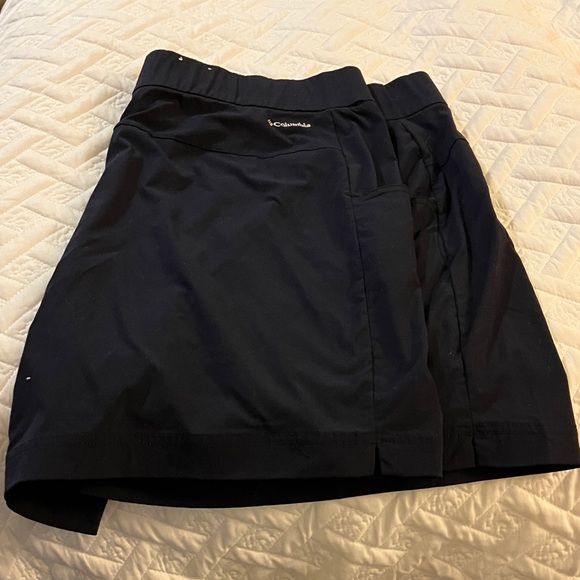 Columbia Pants - Columbia Women's Navy Shorts